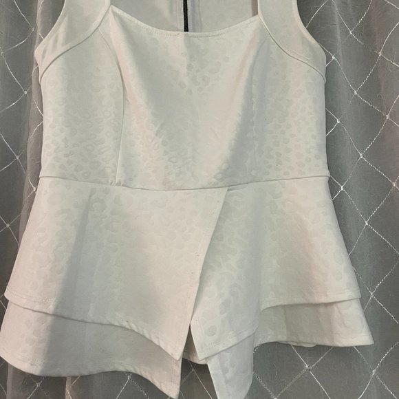 white guess peplum tank top size large - Picture 2 of 5